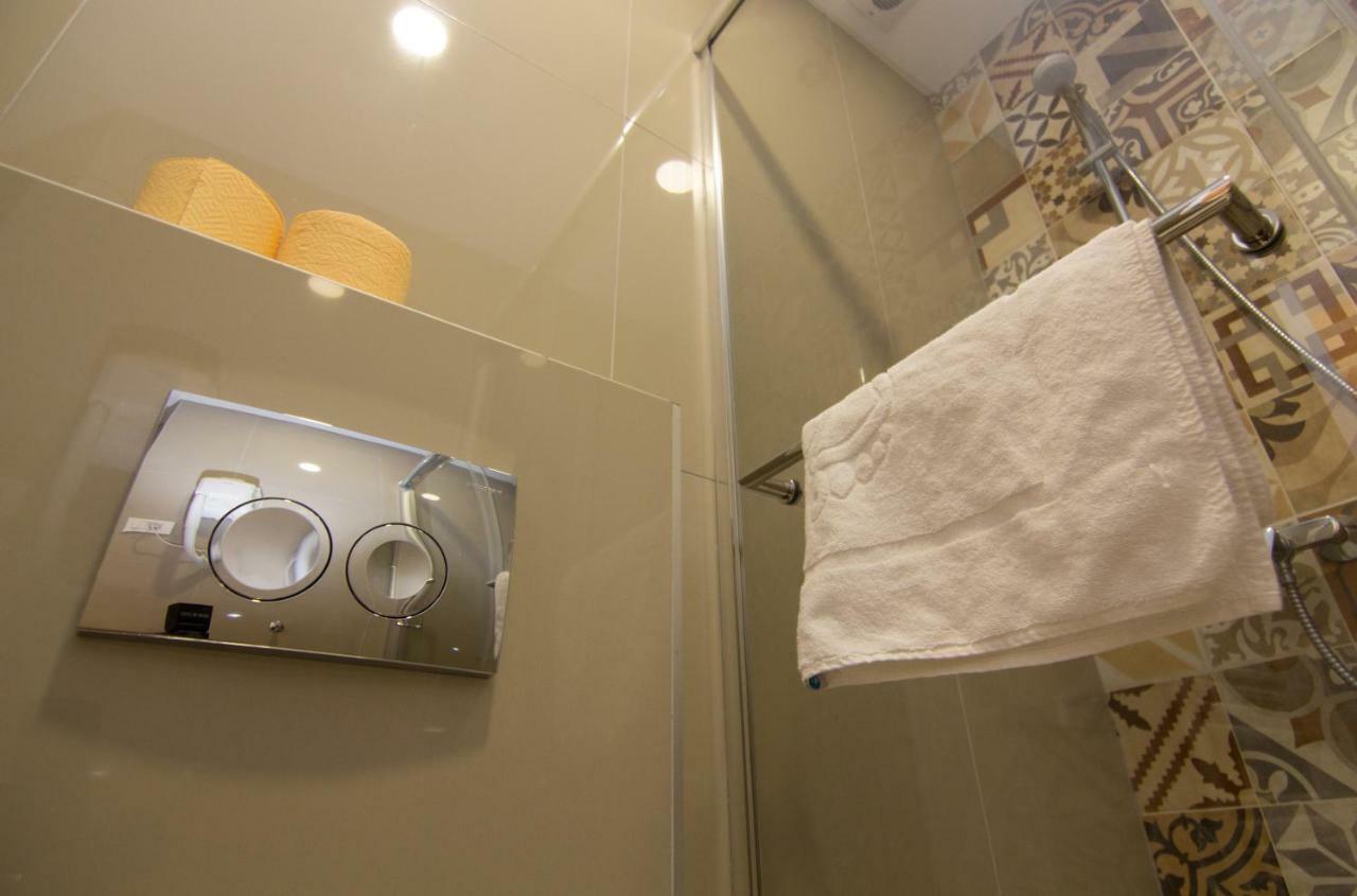 Dta Zagreb Hotell Eksteriør bilde